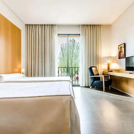 Hotel Hospedería Monástica Pax León