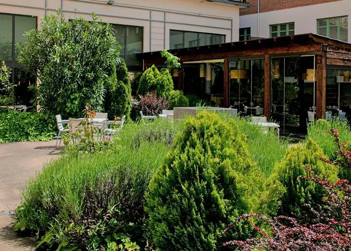 Hospederia Pax Hotel